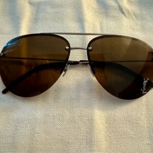 YSL saint Laurent classic aviator sunglasses unisex